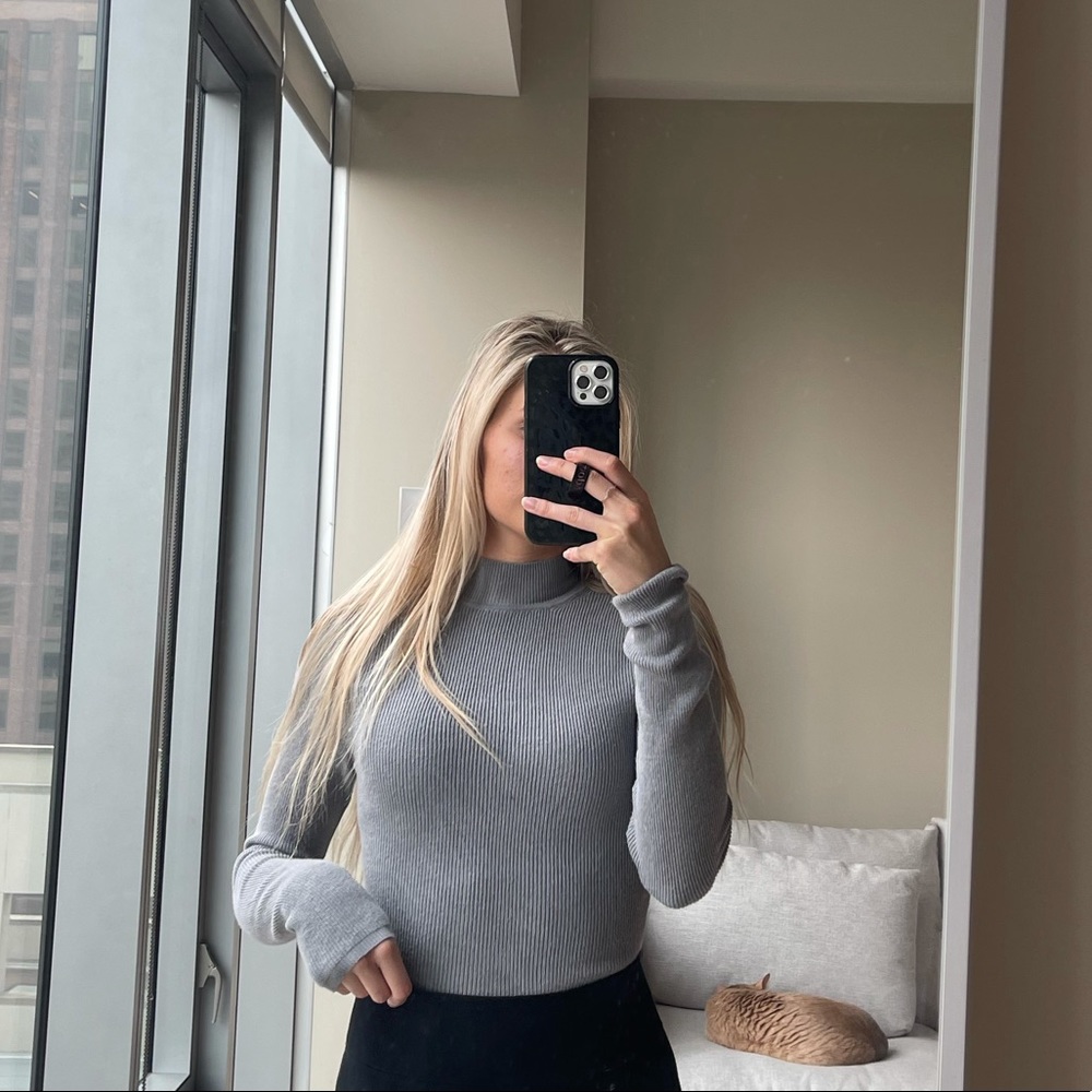 Abercrombie grey bodysuit